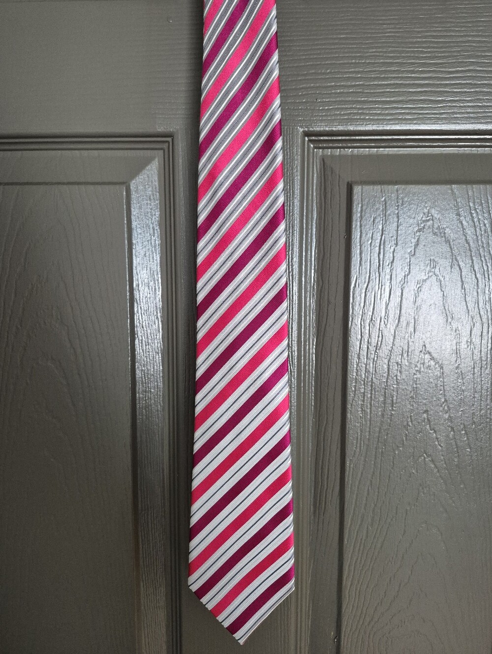 Geoffrey Beene Men's Silk Tie